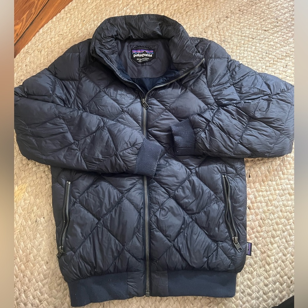 Patagonia Navy Puffer Jacket - Picture 2 of 4
